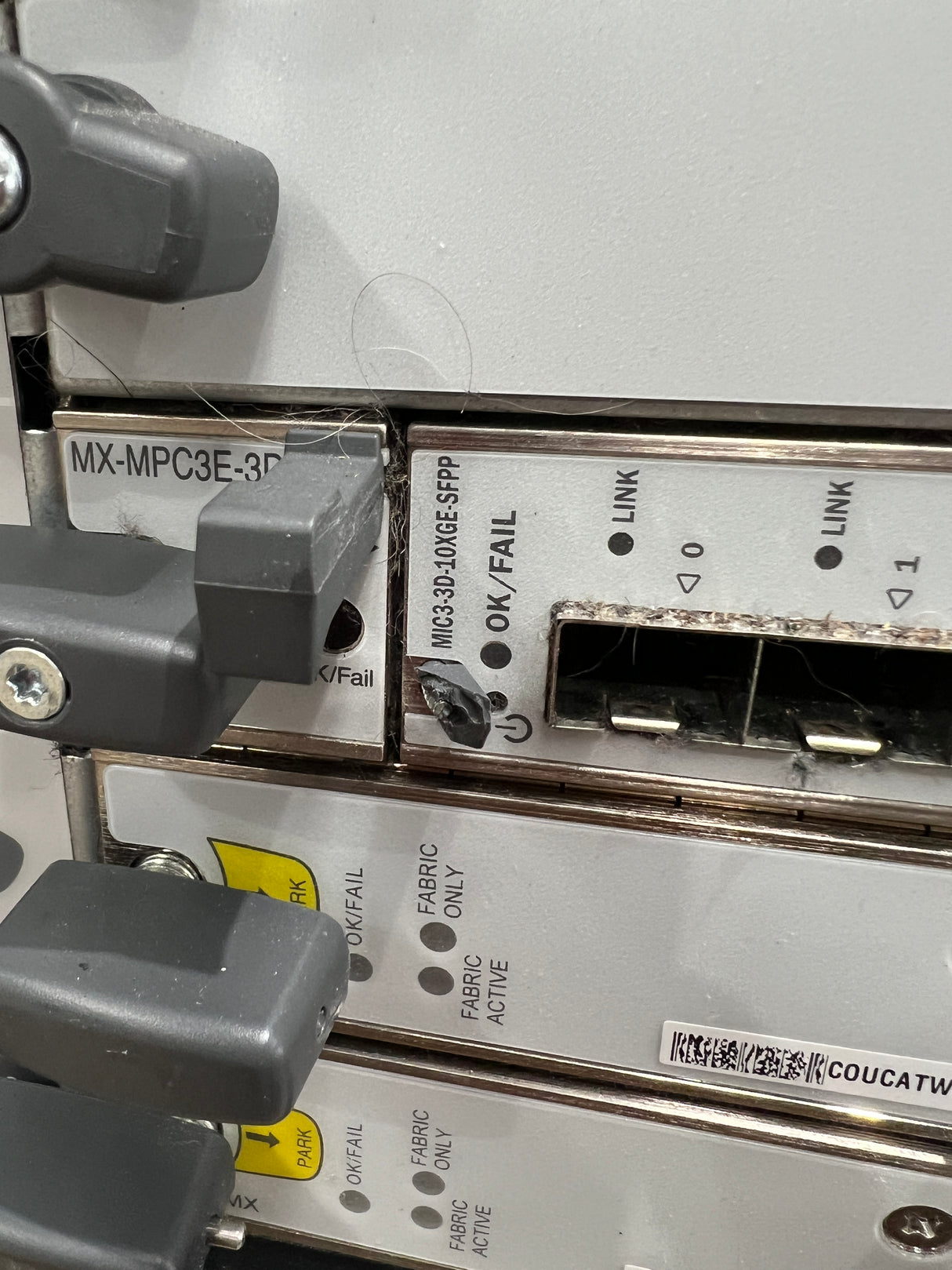 Juniper CHAS-BP3-MX480-S MX-MPC3E-3D 2x RE-S-1800X4 MIC-3D-20GE-SFP MIC3-3D