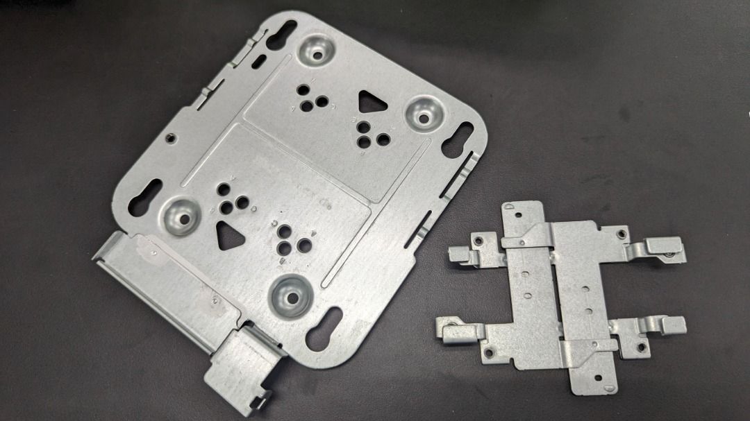 Cisco C9130AXI-Z Wi-Fi 6 9130AX 8x8 MIMO 802.11ax Wireless Access Point + Wallmount