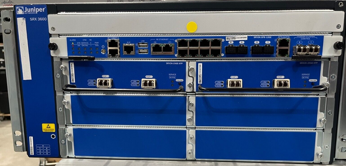 Juniper SRX3600 SRX3K-SFB-12GE SRX3K-2XGE-XFP SRX3K-SPC-1-10-40 SRX3K-NPC 4x AC