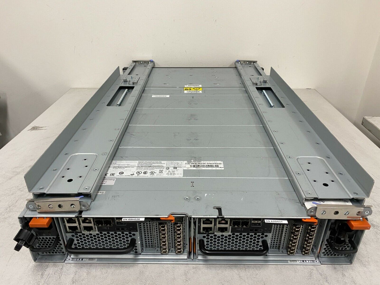 IBM 2076-524 Storwize V7000 Gen2 Control Enclosure Dual Controllers Rack Rails