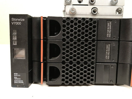 IBM Storwize V7000 2076-212 Storage Expansion Dual Controllers 8 x 4TB 00AR144